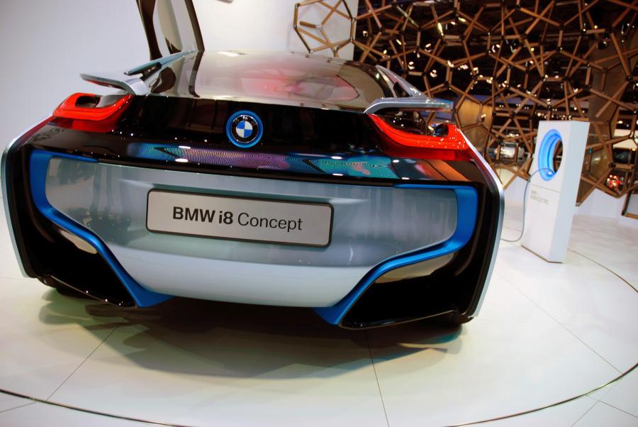  BMW i8 Concept 2011 года  (фото 30 из 123)